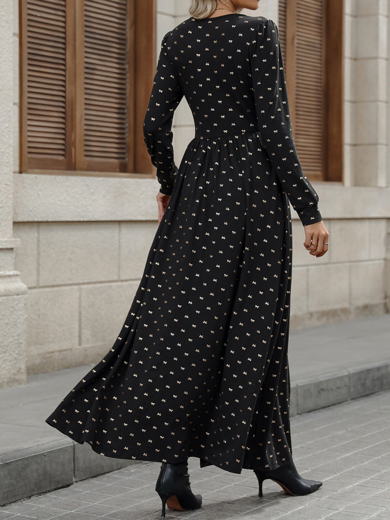 Black Bow Print Long Sleeve V-Neck Lace Trim Maxi Dress