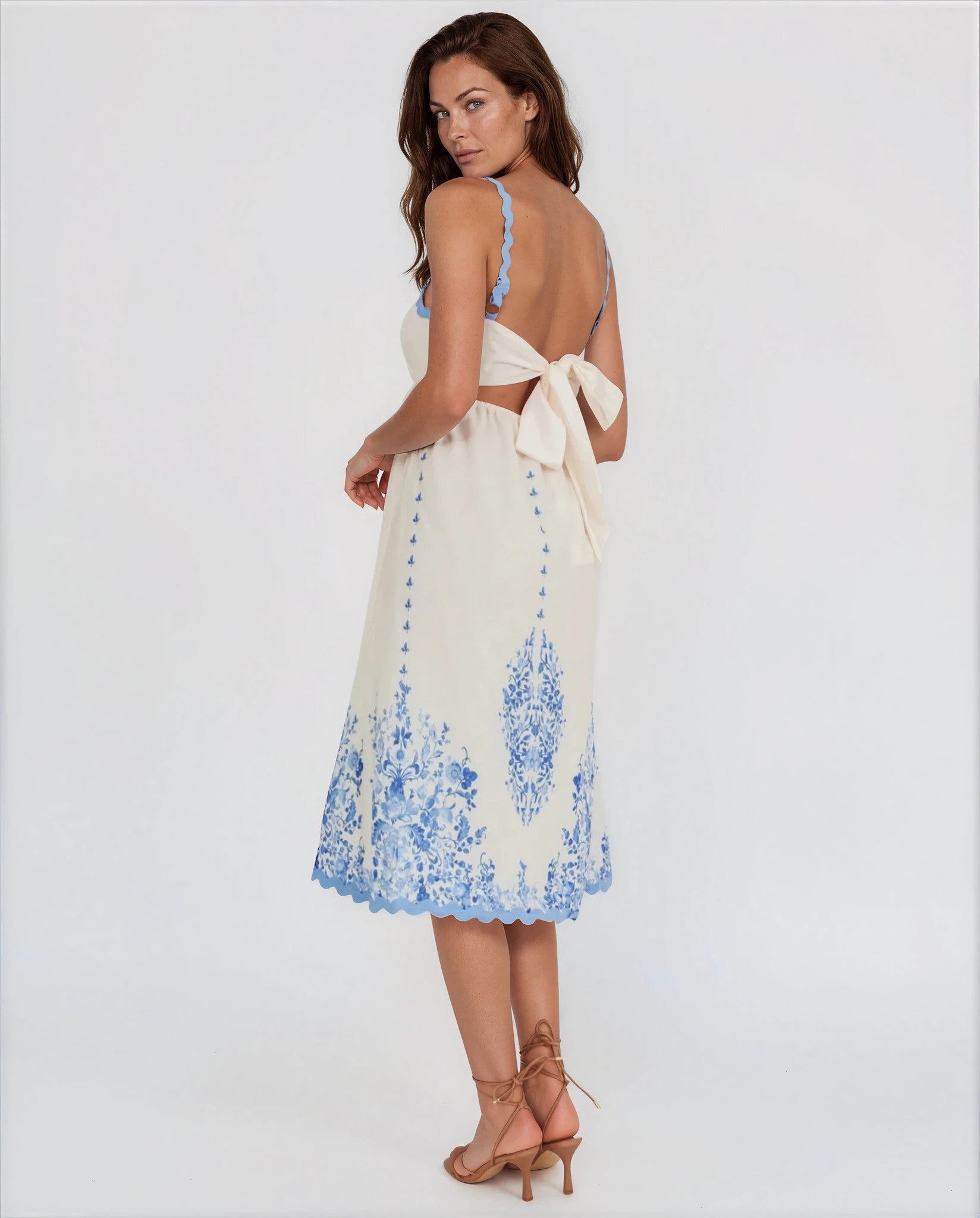 Alessia Floral Print Summer Midi Dress in Blue